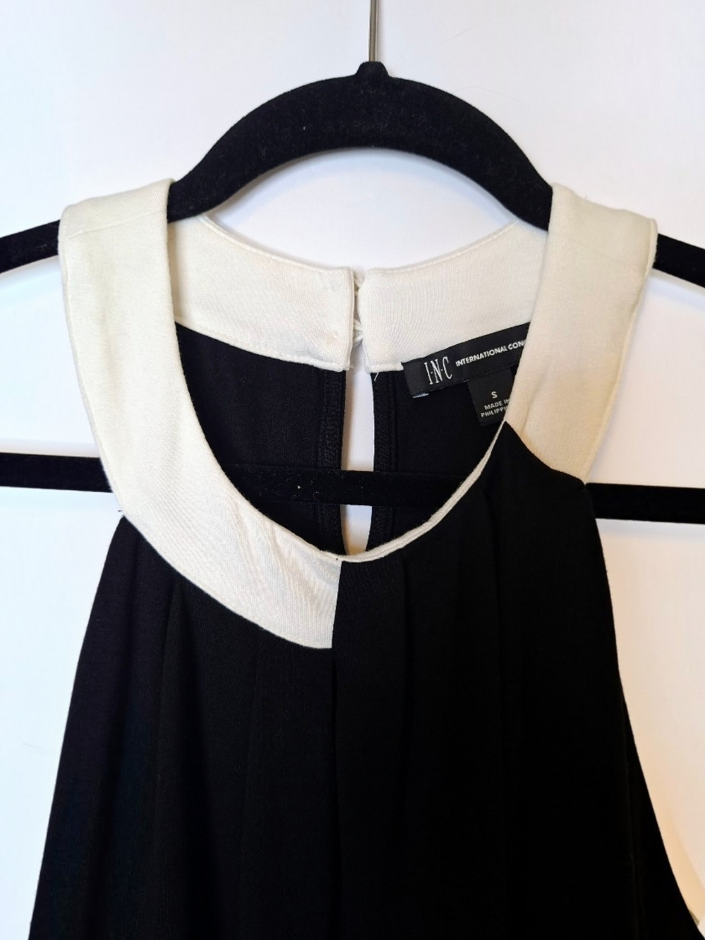 I.N.C. Sleeveless Colorblock Halter Blouse